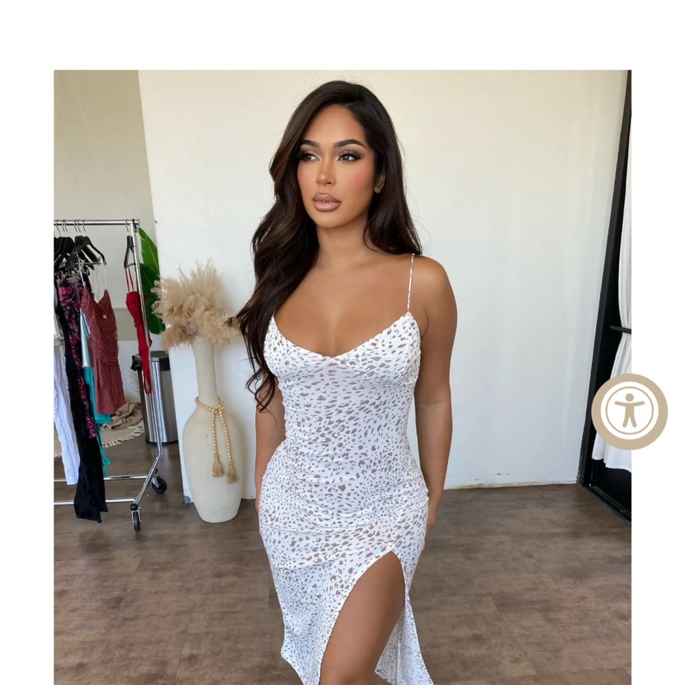 OOTDFash White Sequin Embellished Midi Dress